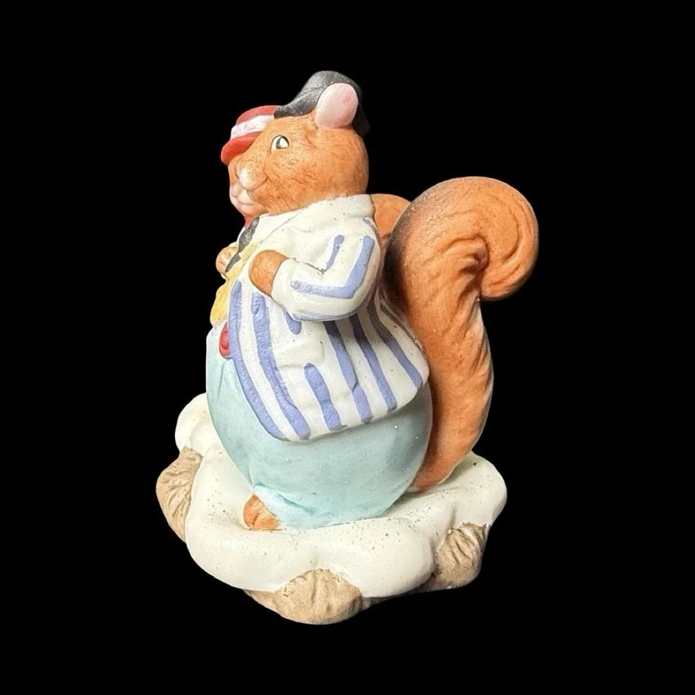 Fitz & Floyd Enchanted Forest Holiday Hamlet Squirrel Family Figurine 1993